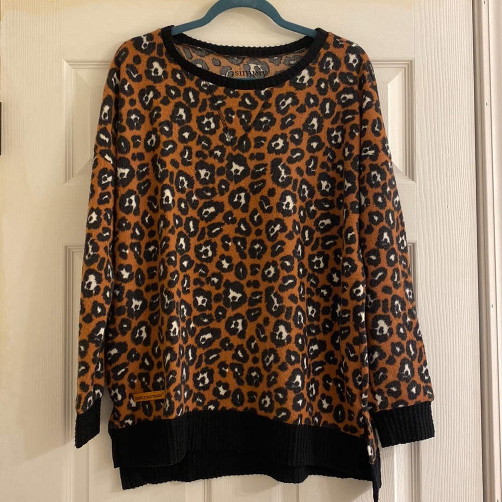 Simply Southern Top *NWOT*